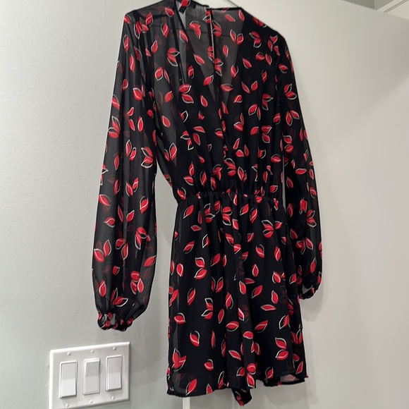 Express Romper - Picture 5 of 6